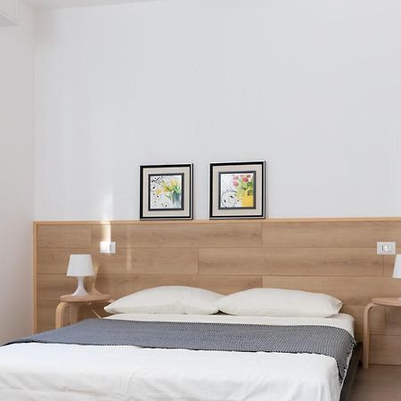 New Exclusive Melegnano Apartments- Near Train Station 외부 사진