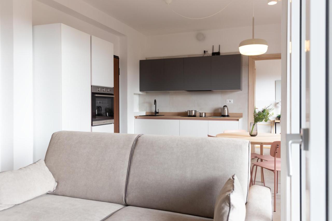 New Exclusive Melegnano Apartments- Near Train Station 외부 사진