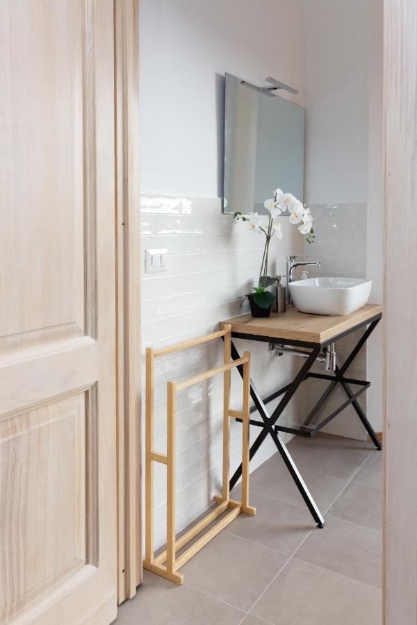 New Exclusive Melegnano Apartments- Near Train Station 외부 사진