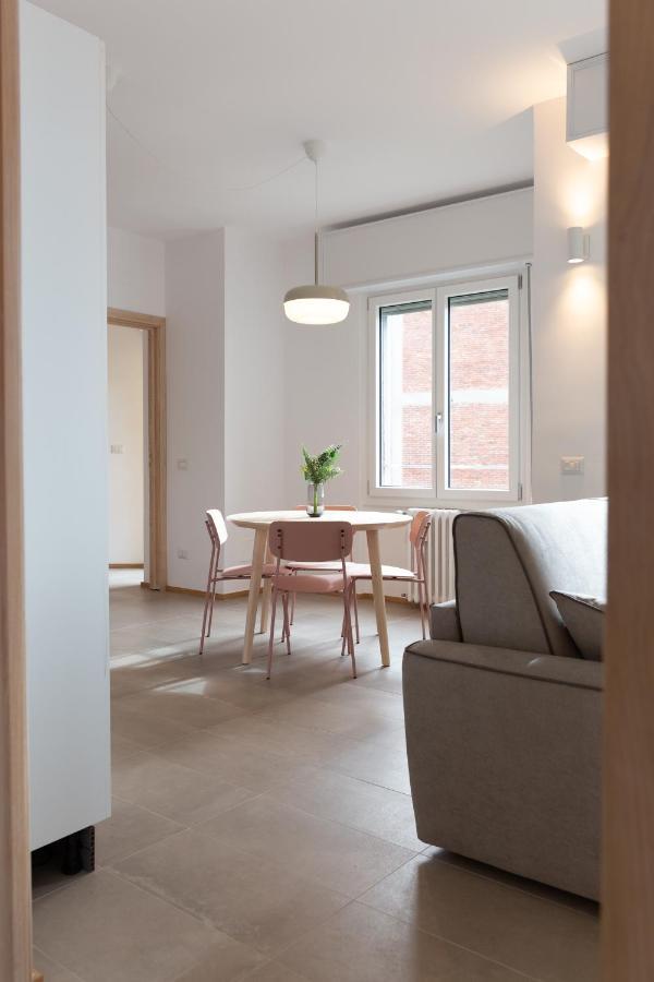 New Exclusive Melegnano Apartments- Near Train Station 외부 사진