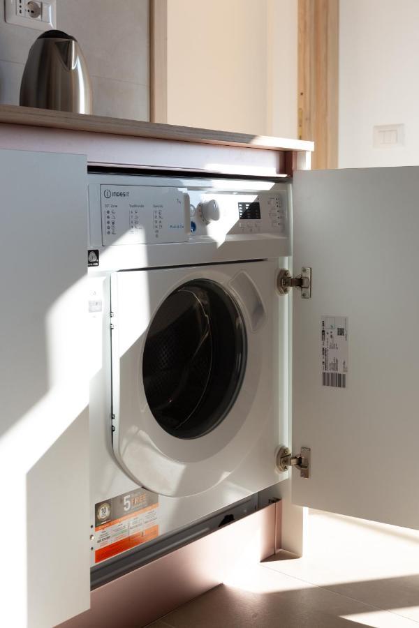New Exclusive Melegnano Apartments- Near Train Station 외부 사진