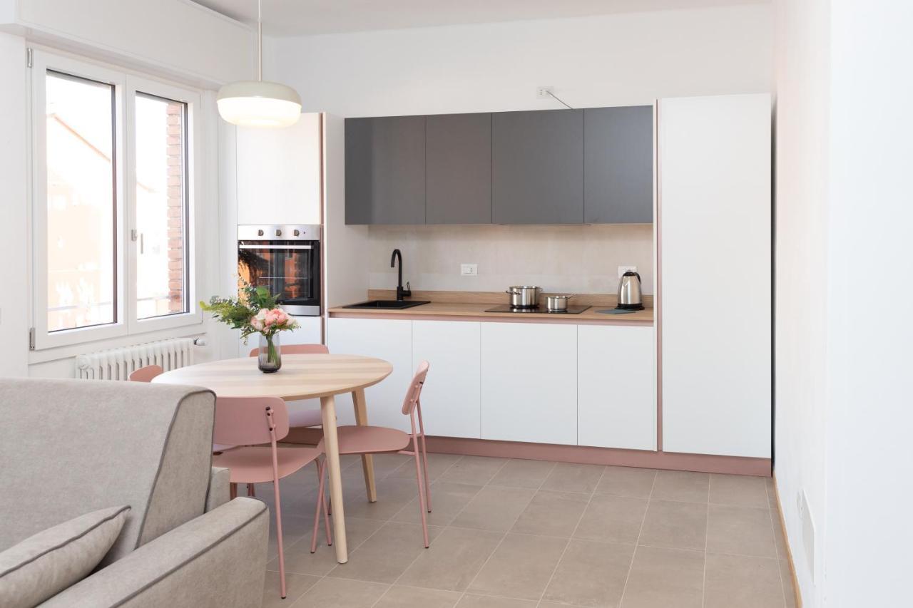 New Exclusive Melegnano Apartments- Near Train Station 외부 사진