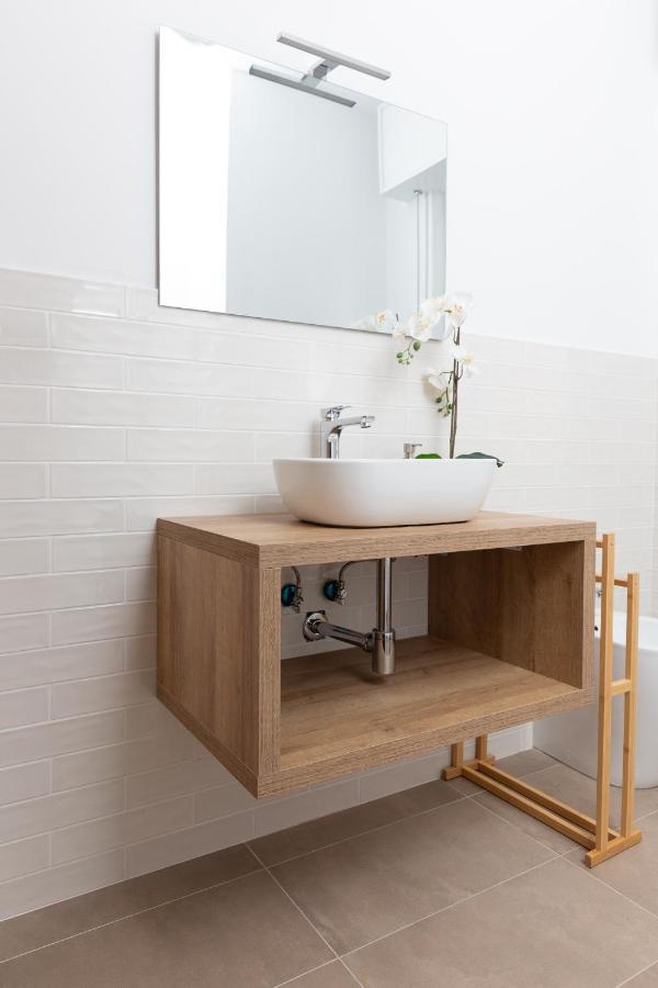 New Exclusive Melegnano Apartments- Near Train Station 외부 사진