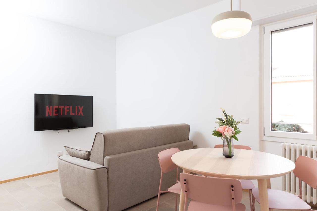 New Exclusive Melegnano Apartments- Near Train Station 외부 사진